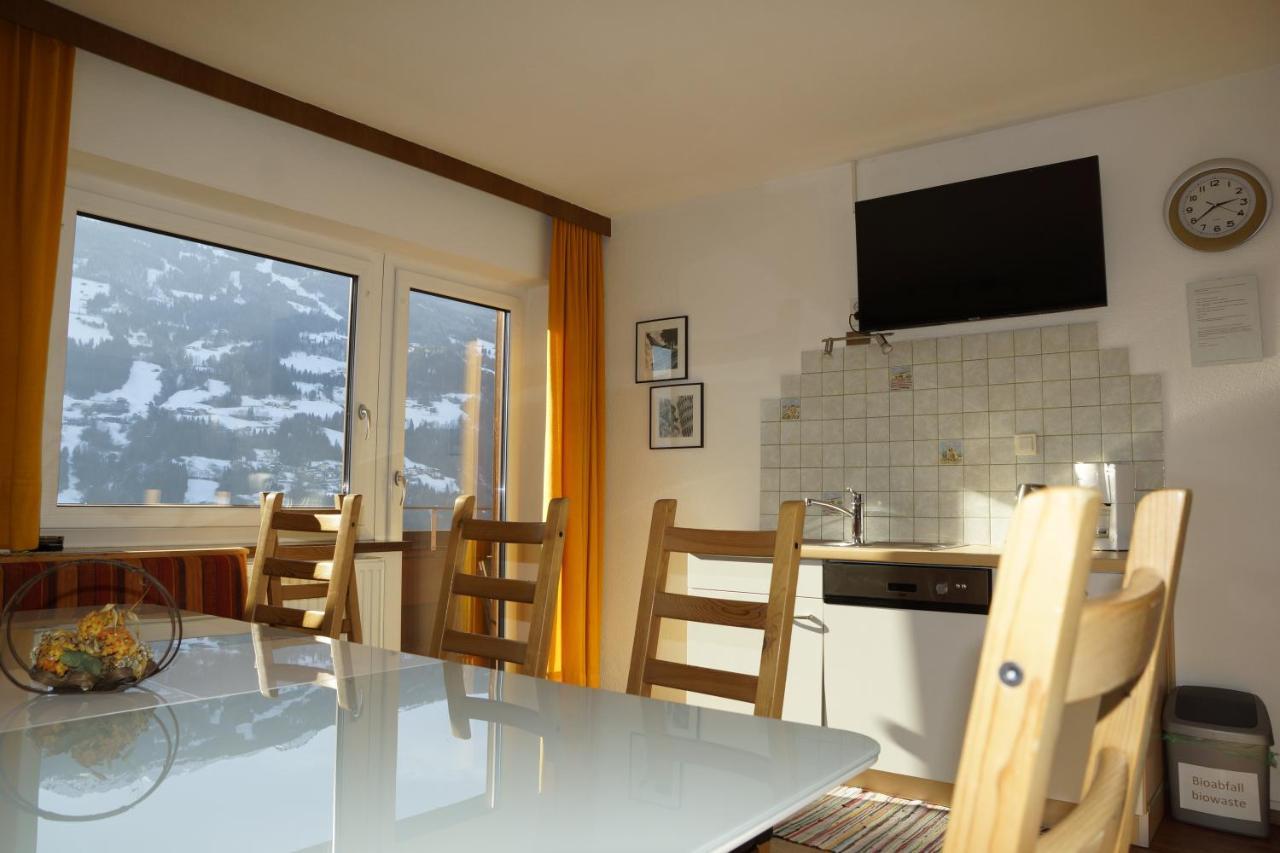 Ferienwohnung Zillertal - Haus Dichtl Stummerberg Екстериор снимка