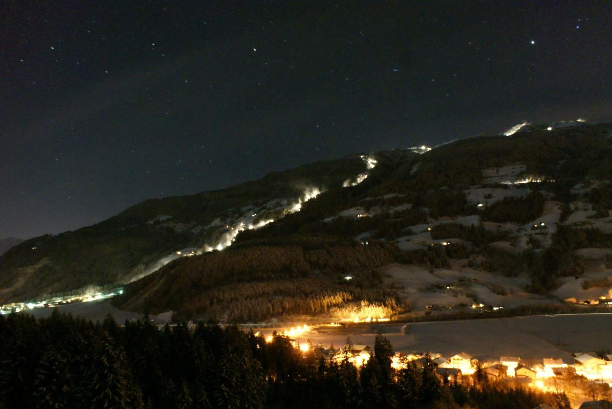 Ferienwohnung Zillertal - Haus Dichtl Stummerberg Екстериор снимка